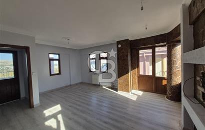 MAMAK LALAHAN KARŞIYAKA MAH. SİTEDE 5+2 SATILIK DAİRE