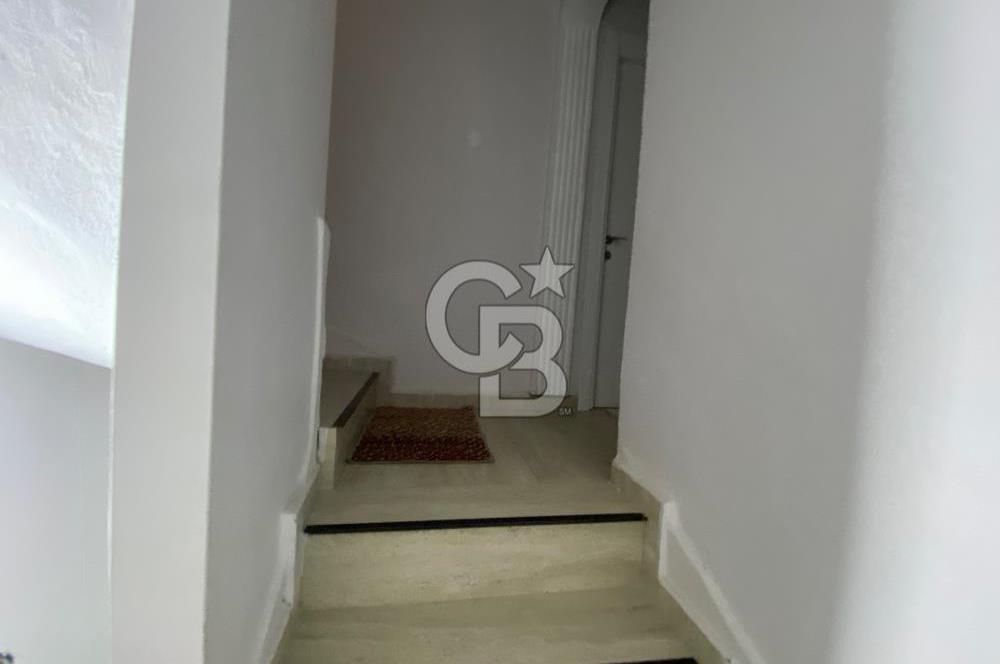 Çiğli Evka2 nin en gözde yerinde satılılık dubleks  müstakil ev