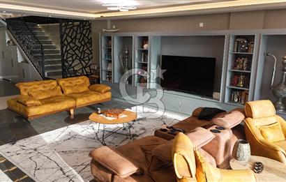 Denize Sıfır, Sonsuzluk Havuzlu, 431 m² Tripleks Lüks Villa – Yaz Kış Yaşanabilir Sahil Evi