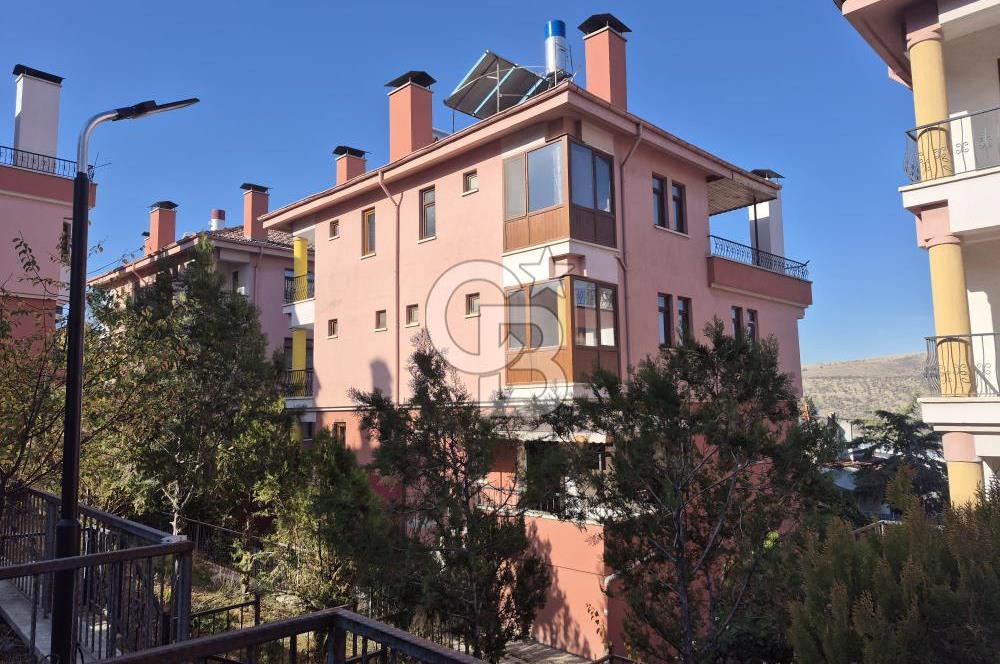 MAMAK LALAHAN KARŞIYAKA MAH. SİTEDE 5+2 SATILIK DAİRE