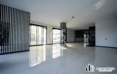 GÜZELBAHÇEDE DENİZE BİRİNCİ SIRA KİRALIK 420m2 İŞ YERİ