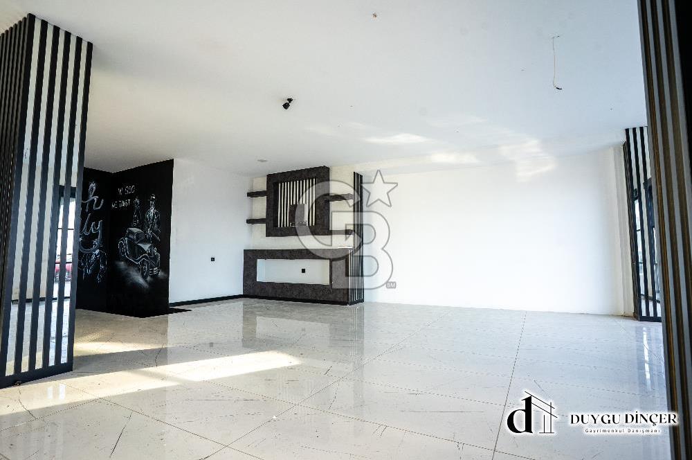GÜZELBAHÇEDE DENİZE BİRİNCİ SIRA KİRALIK 420m2 İŞ YERİ