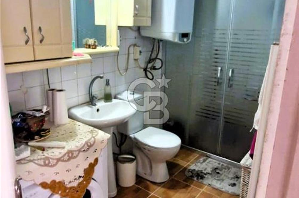 Balçova Fevzi Çakmak’ta Merkezi Konumda Geniş 2+1 Daire