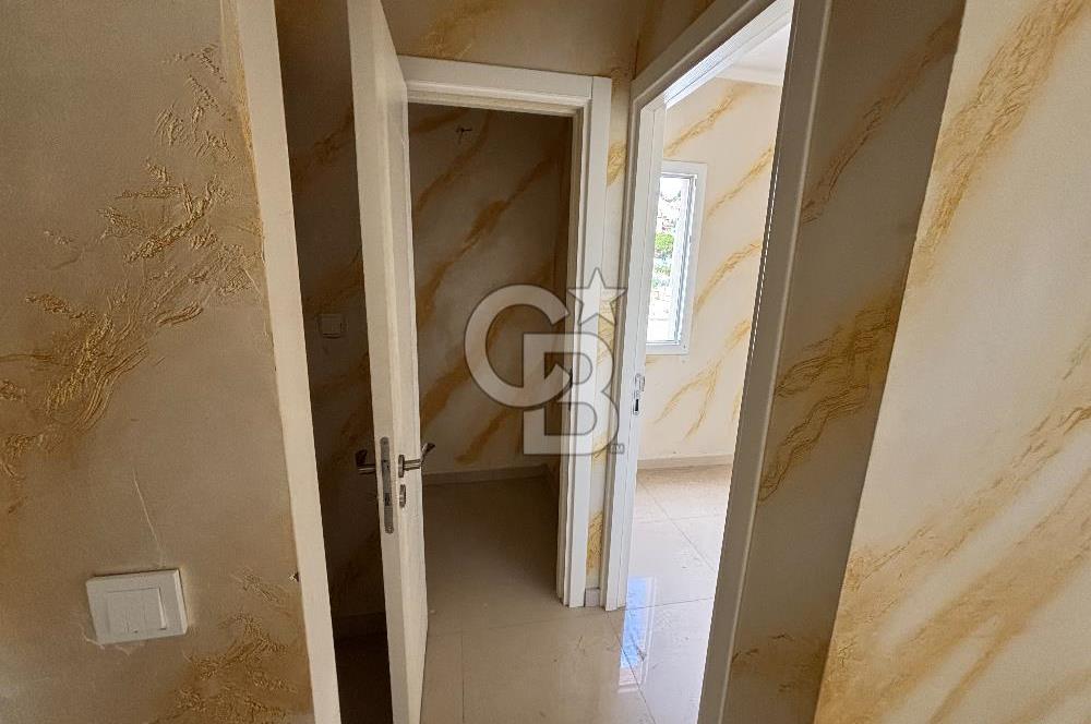 Bodrum, Oasis Avm Karşısı Kiralık Anayol Üzeri Üst Kat Ofis