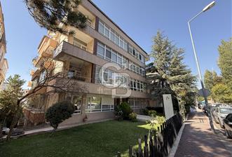 ÇANKAYA ATAKULEYE KOMŞU, MERKEZİ KONUMDA SATILIK 2+1 OFİS/DAİRE