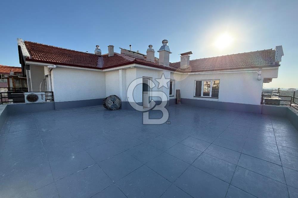 CEVİZLİDERE CADDESİ ÜZERİNDE MUHTEŞEM MANZARALI KİRALIK DAİRE