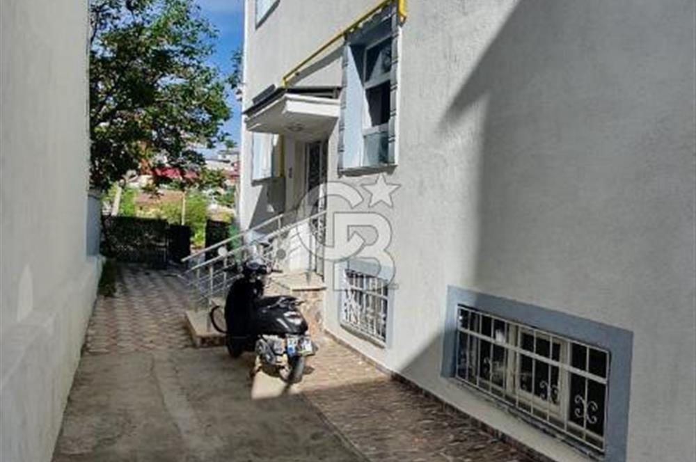 Elazığ Merkezde Satılık Kira Getirili 4 Katlı Bina