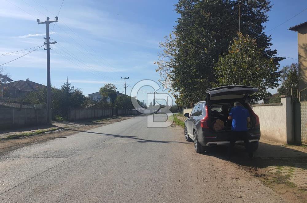 Sakarya Hendek Yeşilyurt'ta Tek Tapu Satılık 2702 m2 İmarlı Arsa