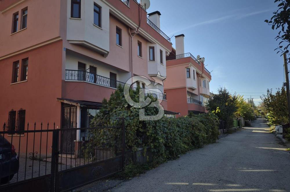 MAMAK LALAHAN KARŞIYAKA MAH. SİTEDE 5+2 SATILIK DAİRE