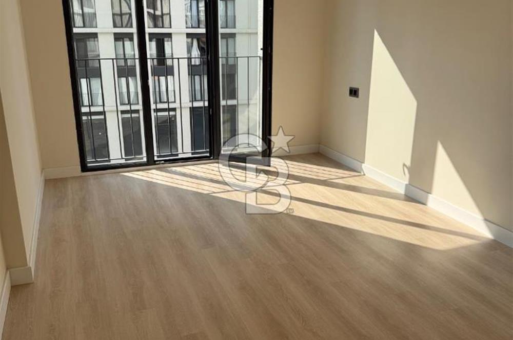 FİNANS MERKEZİNE KOMŞU QUATTRO İSTANBUL SİTESİ SATILIK 2+1 DAİRE