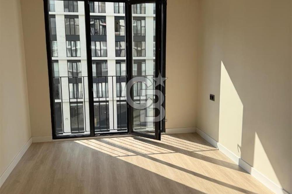 FİNANS MERKEZİNE KOMŞU QUATTRO İSTANBUL SİTESİ SATILIK 2+1 DAİRE