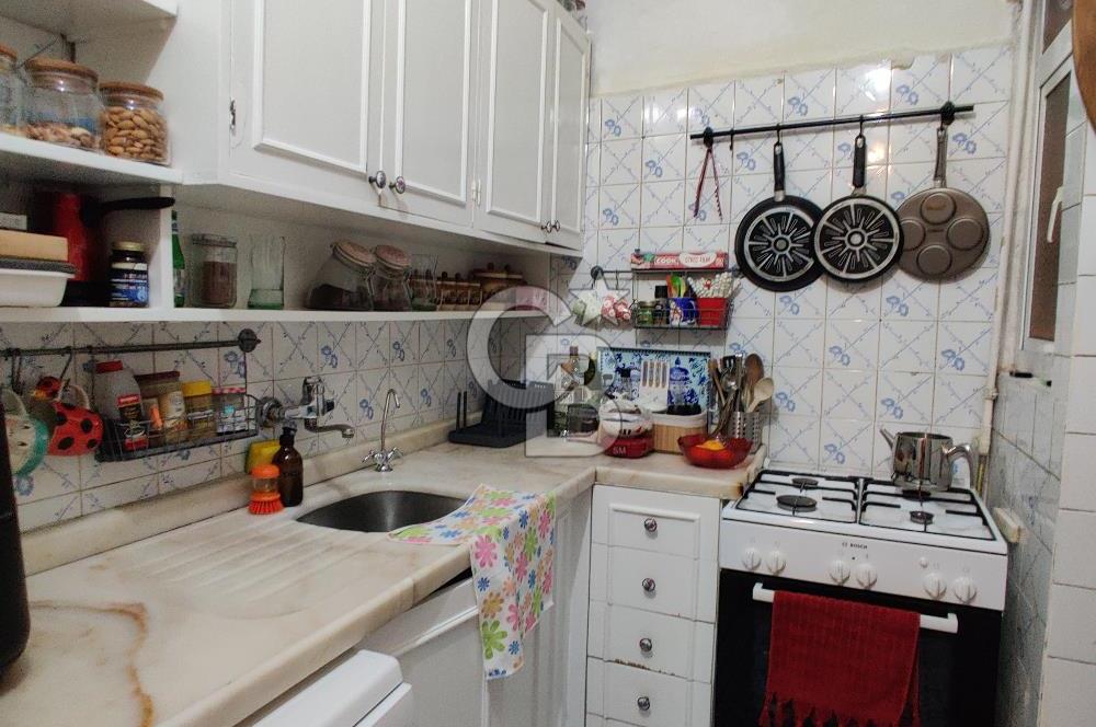  BEYOĞLU BOĞAZKESEN CADDESİNDE - SATILIK 2+1 YÜKSEK TAVANLI DAİRE 