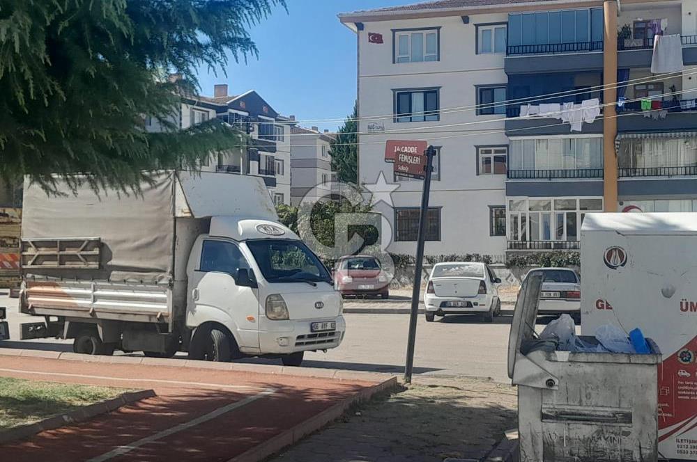 SİNCAN PLEVNE BAHÇEKAPI MAH. FEN İŞLERİ SOKAK DA YAPILI 3+1DAİRE