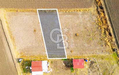 Foça Gerenköy'de Satılık 389 m2 Hisseli Tarla