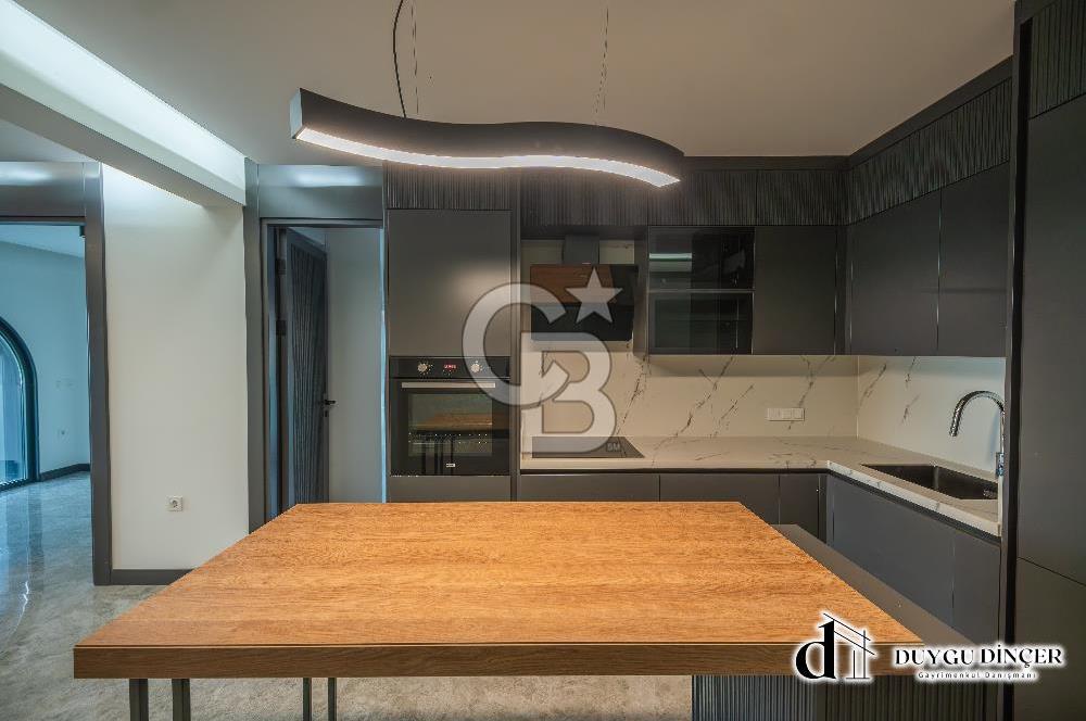 URLA KALABAK MOBİLYALI KİRALIK DENİZE SIFIR 2+1 + PLUS DAİRE