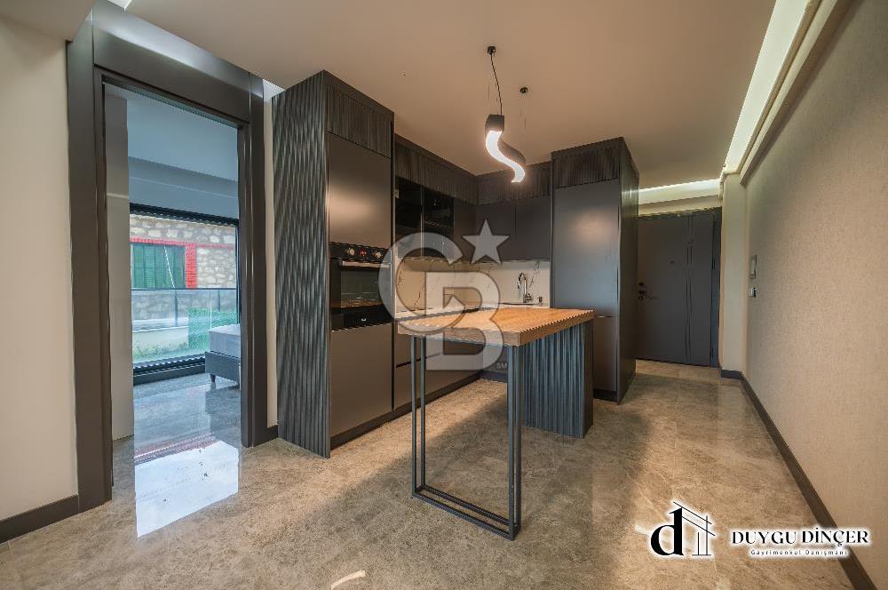 URLA KALABAK MOBİLYALI KİRALIK DENİZE SIFIR 2+1 + PLUS DAİRE