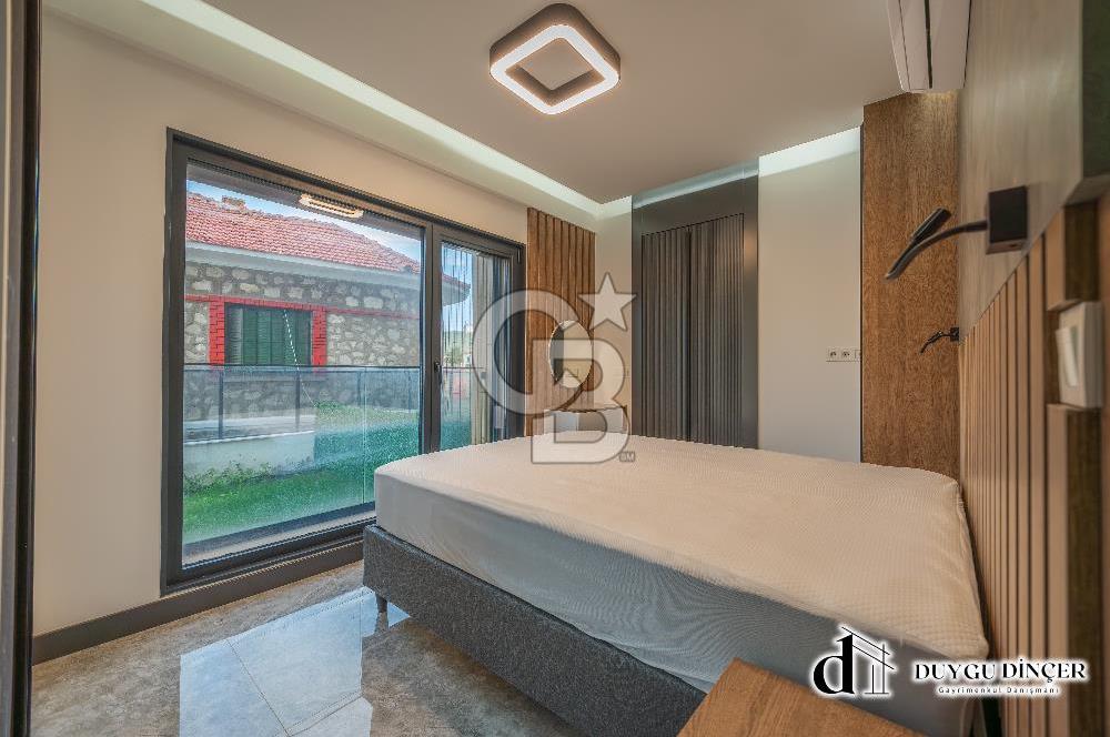 URLA KALABAK MOBİLYALI KİRALIK DENİZE SIFIR 2+1 + PLUS DAİRE