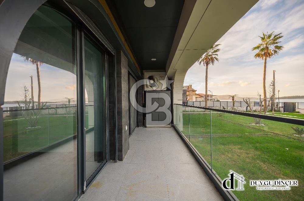 URLA KALABAK MOBİLYALI KİRALIK DENİZE SIFIR 2+1 + PLUS DAİRE