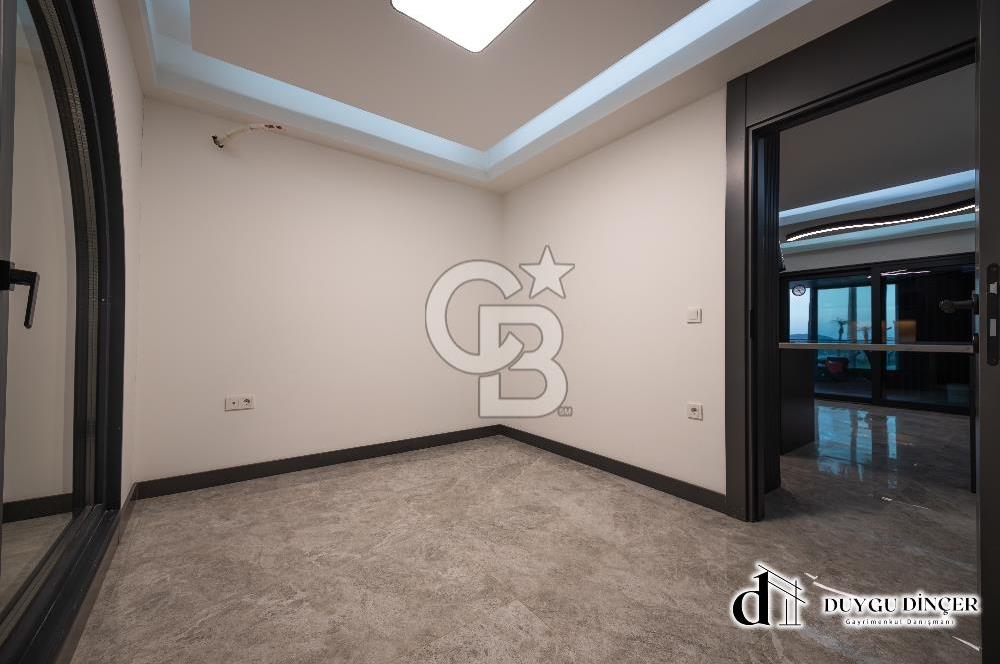 URLA KALABAK DENİZE SIFIR 1. KAT 2+1 + PLUS DAİRE