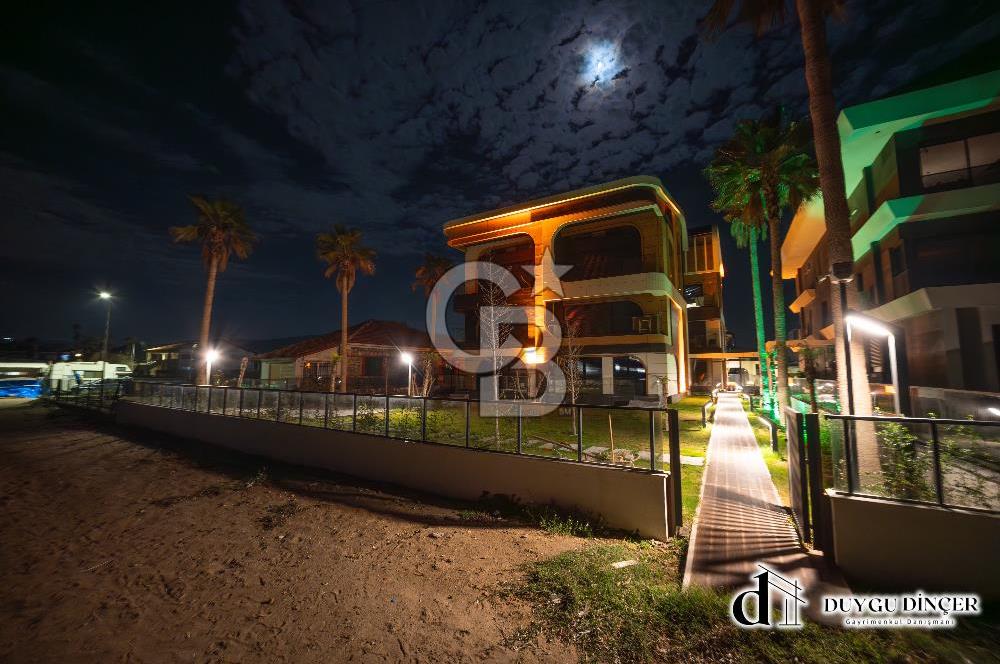 URLA KALABAK DENİZE SIFIR 1. KAT 2+1 + PLUS DAİRE