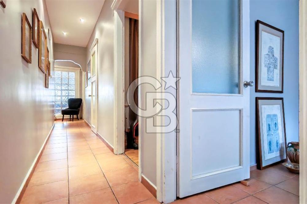 ETİLER'DE METROYA KOMŞU YENİLENMİŞ SATILIK DAİRE