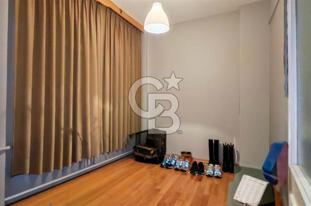 ETİLER'DE METROYA KOMŞU YENİLENMİŞ SATILIK DAİRE