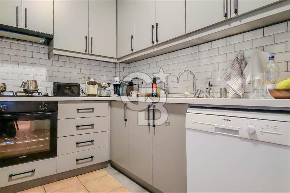 ETİLER'DE METROYA KOMŞU YENİLENMİŞ SATILIK DAİRE