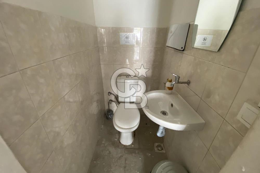 İNÖNÜ CADDESİ ÜZERİ GENİŞ KULLANIMLI KİRALIK DÜKKAN 