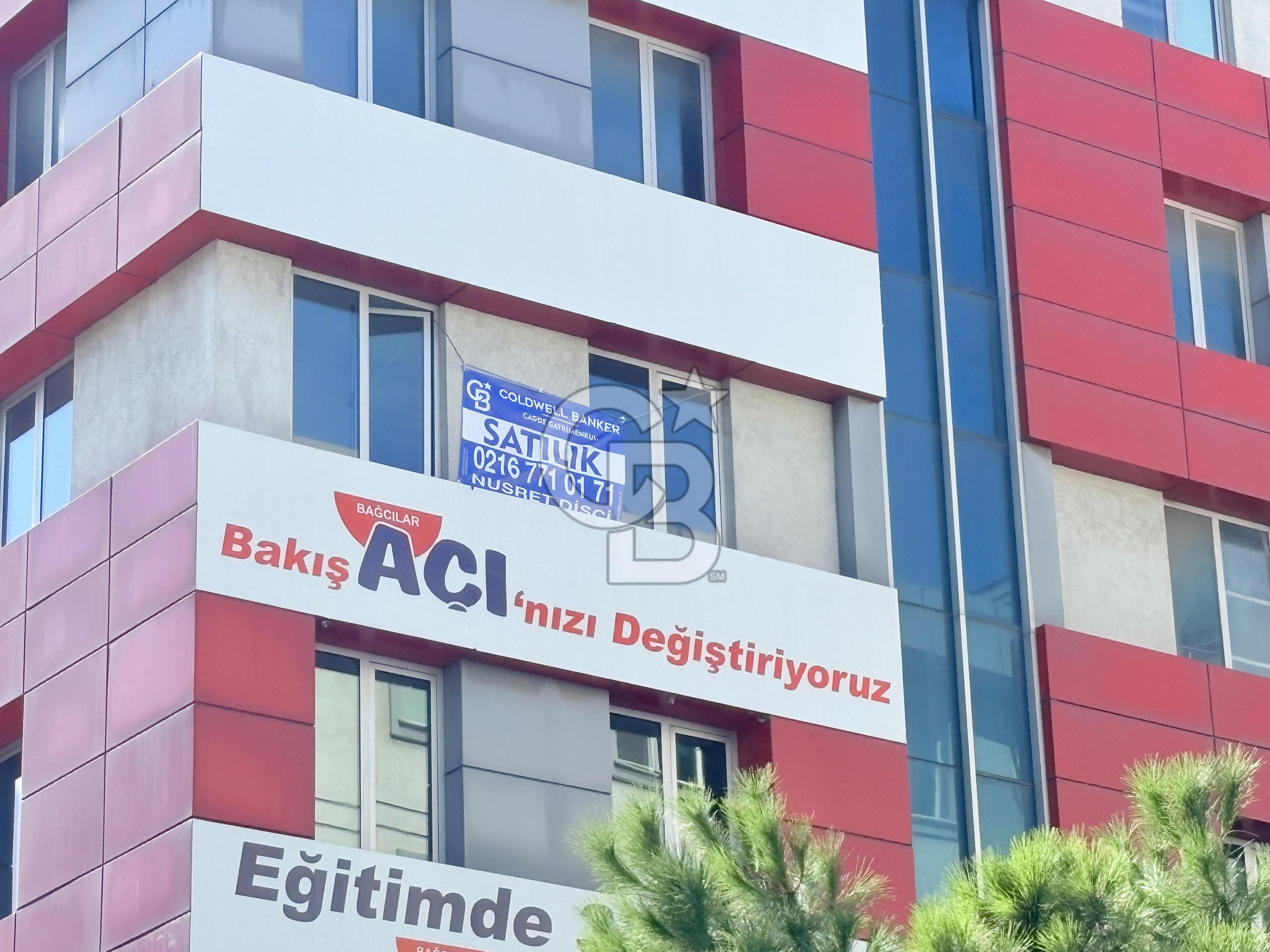 BAĞCILAR İNÖNÜ MAHALLESİ SATILIK 650 M2 OFİS KATI