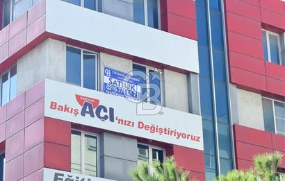 BAĞCILAR İNÖNÜ MAHALLESİ SATILIK 650 M2 OFİS KATI