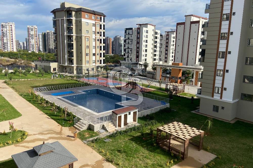 MERSİN MEZİTLİ 75. YIL MAH. BAĞIMSIZ MUTFAKLI 3 BANYOLU KİRALIK 3+1 DAİRE