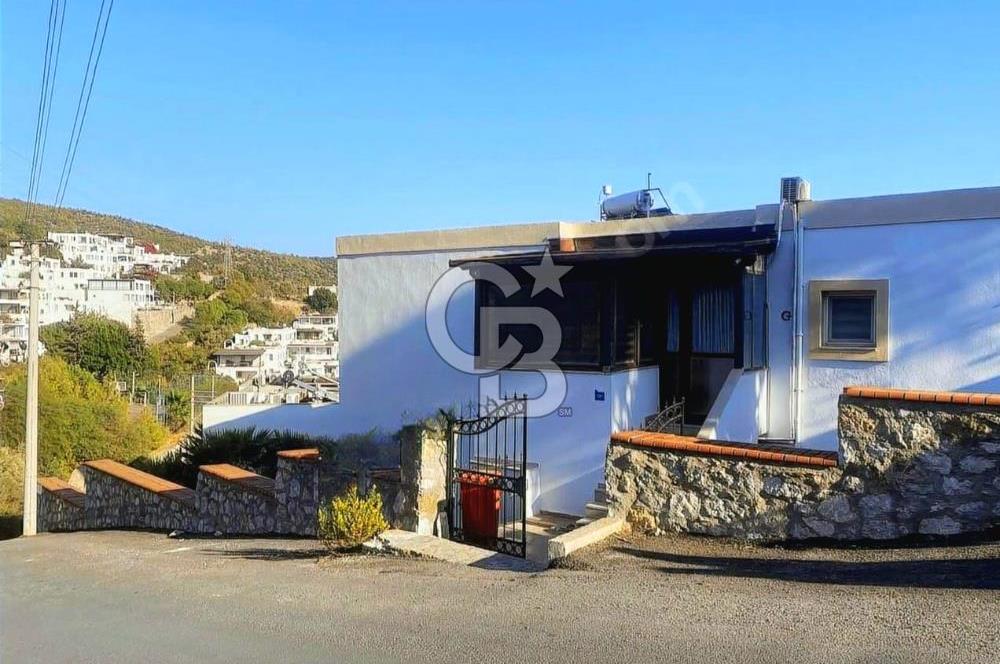 BODRUM YENİKÖY HAVUZLU SİTEDE DENİZ MANZARALI SATILIK 3+1