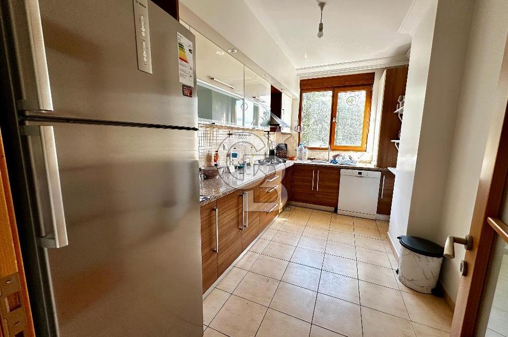 ACIBADEM SARAYARDI CADDESİNDE 3+1 SATILIK DAİRE