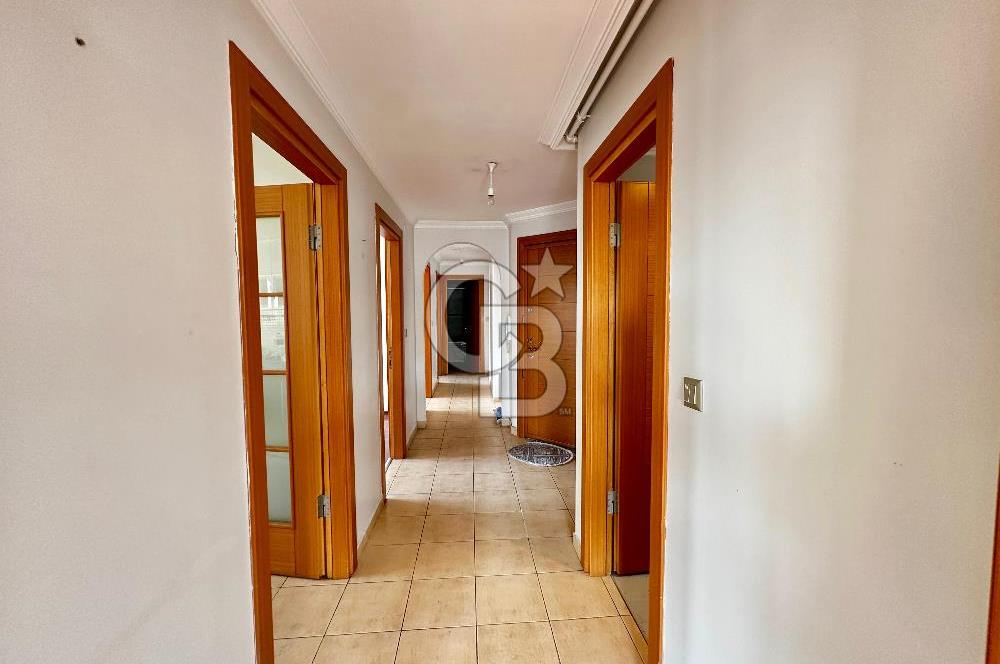 ACIBADEM SARAYARDI CADDESİNDE 3+1 SATILIK DAİRE