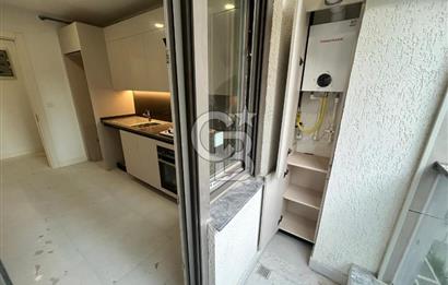 Caddebostan'da güvenlikli yemyeşil site içinde2+1 sıfır daire