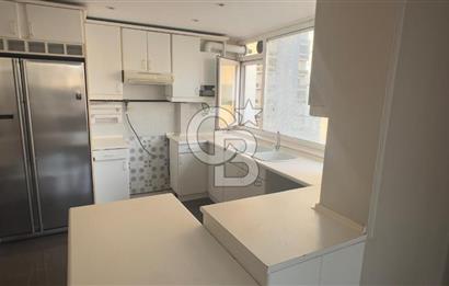 FENERYOLUNDA KÖŞE BİNADA KONUMLU 3+1 ÇİFT BALKONLU 120m2 NET