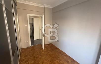 FENERYOLUNDA KÖŞE BİNADA KONUMLU 3+1 ÇİFT BALKONLU 120m2 NET