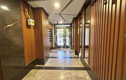 Caddebostan'da güvenlikli yemyeşil site içinde2+1 sıfır daire