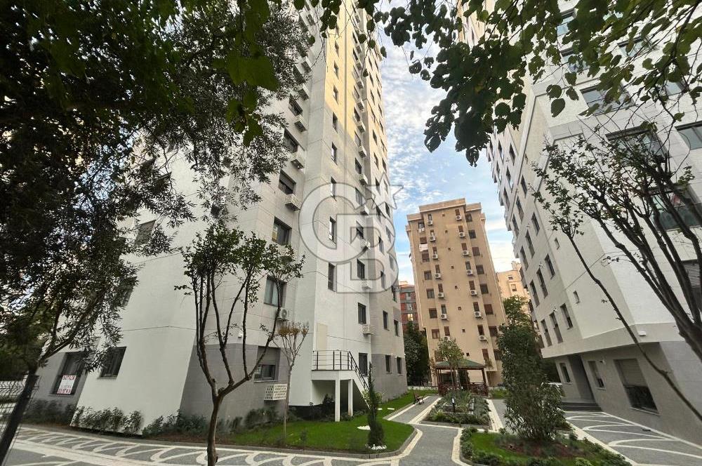 Caddebostan'da güvenlikli yemyeşil site içinde2+1 sıfır daire