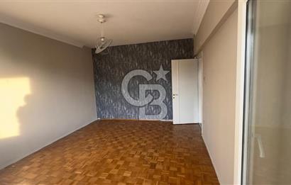 FENERYOLUNDA KÖŞE BİNADA KONUMLU 3+1 ÇİFT BALKONLU 120m2 NET