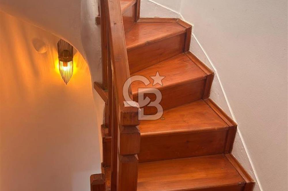 Bodrum Turgutreis Marinaya 100 m Dubleks Bahçeli Müstakil Ev