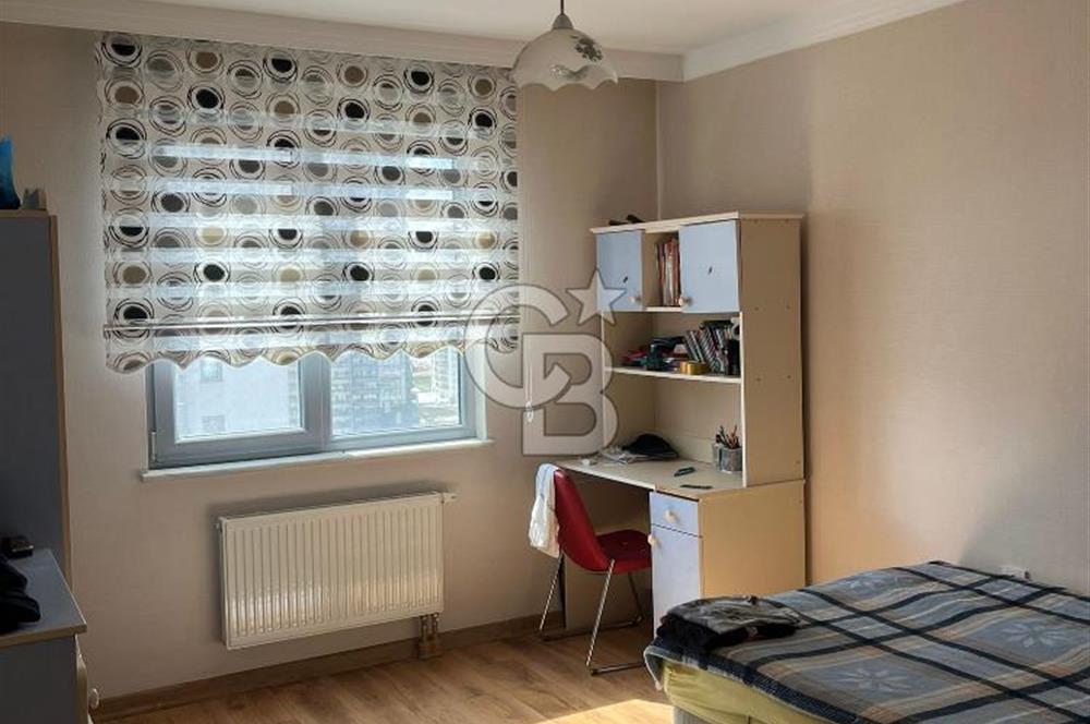 SİTE İÇİNDE LÜX YAPILI MANZARALI GENİŞ SOSYAL ALANLI 4+1 DAİRE