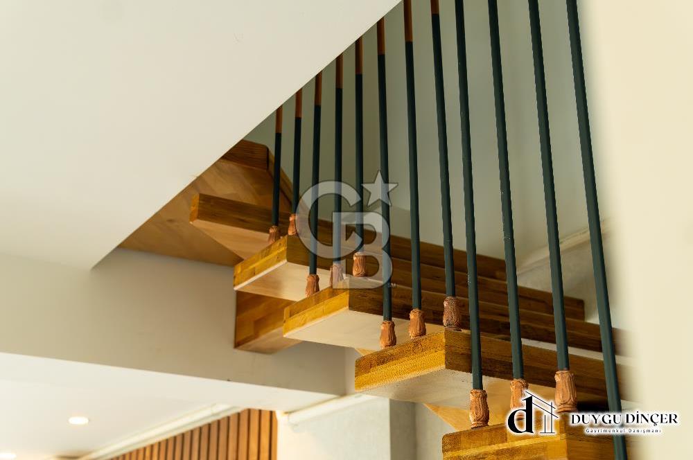 DENİZE SIFIR URLADA 3+1+PLUS SATILIK ÇATI DUBLEKSİ