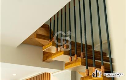 DENİZE SIFIR URLADA 3+1+PLUS SATILIK ÇATI DUBLEKSİ