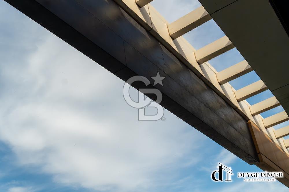 DENİZE SIFIR URLADA 3+1+PLUS SATILIK ÇATI DUBLEKSİ