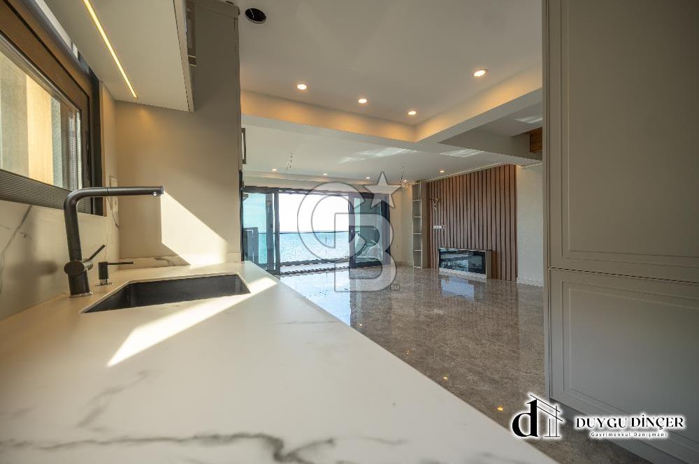 DENİZE SIFIR URLADA 3+1+PLUS SATILIK ÇATI DUBLEKSİ