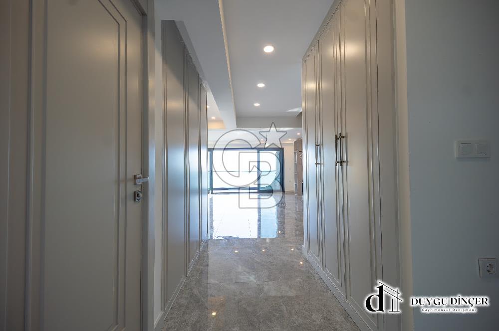 DENİZE SIFIR URLADA 3+1+PLUS SATILIK ÇATI DUBLEKSİ