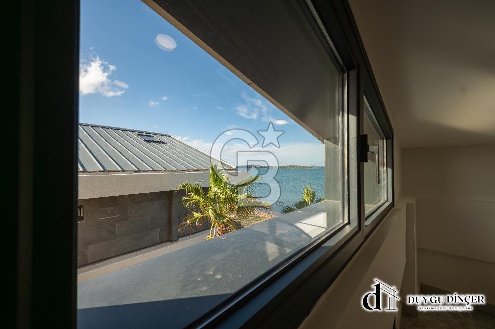 DENİZE SIFIR URLADA 3+1+PLUS SATILIK ÇATI DUBLEKSİ