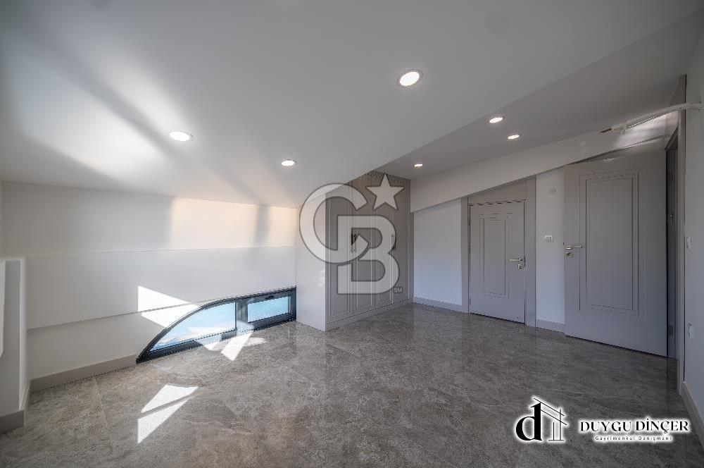 DENİZE SIFIR URLADA 3+1+PLUS SATILIK ÇATI DUBLEKSİ