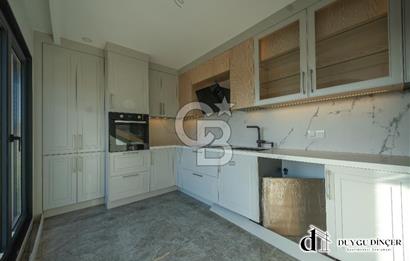 URLA KALABAK ÖZEL MİMARİ DENİZE SIFIR ÖNÜ KUM PLAJ 3,5+1 PLUS